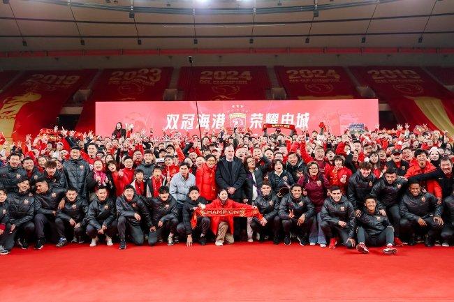 教练足球冠军总结报告_足球教练冠军数_足球冠军教练总结